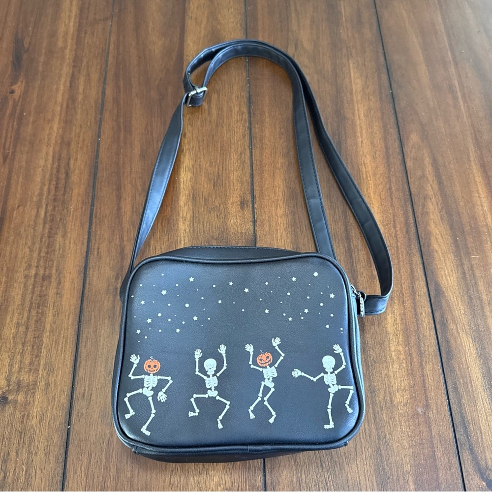 Hot Topic Dancing Skeletons Camera Crossbody Bag Halloween Glow‎ in Dark